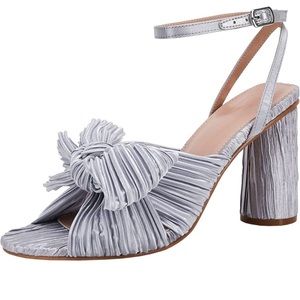 Vetaste bow sandal heel with strap in light blue